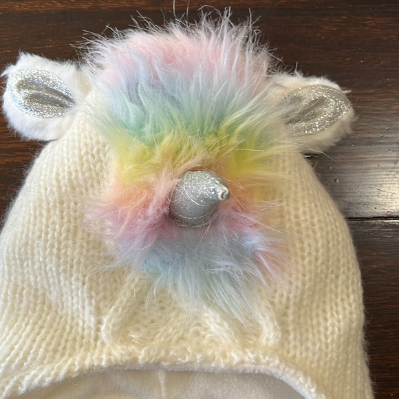 Unicorn winter hat - Picture 2 of 6